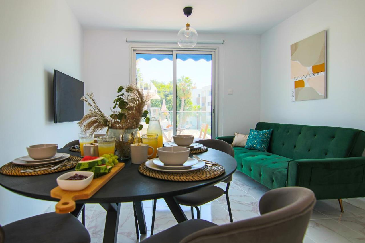 شقة Phaedrus Living Seaside Luxury Flat Athina 21 بافوس المظهر الخارجي الصورة